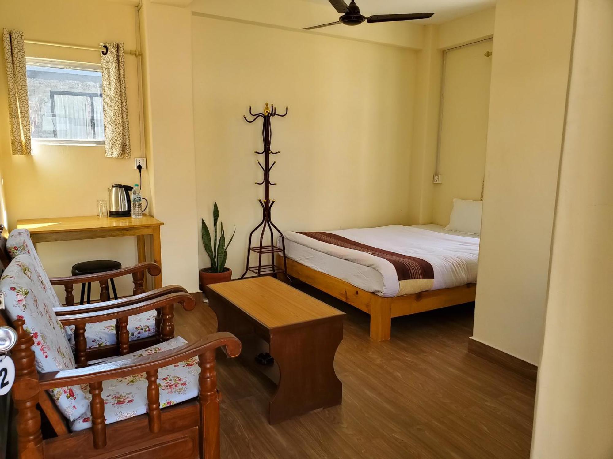 Santoshi Guest House, Pokhara Exterior foto