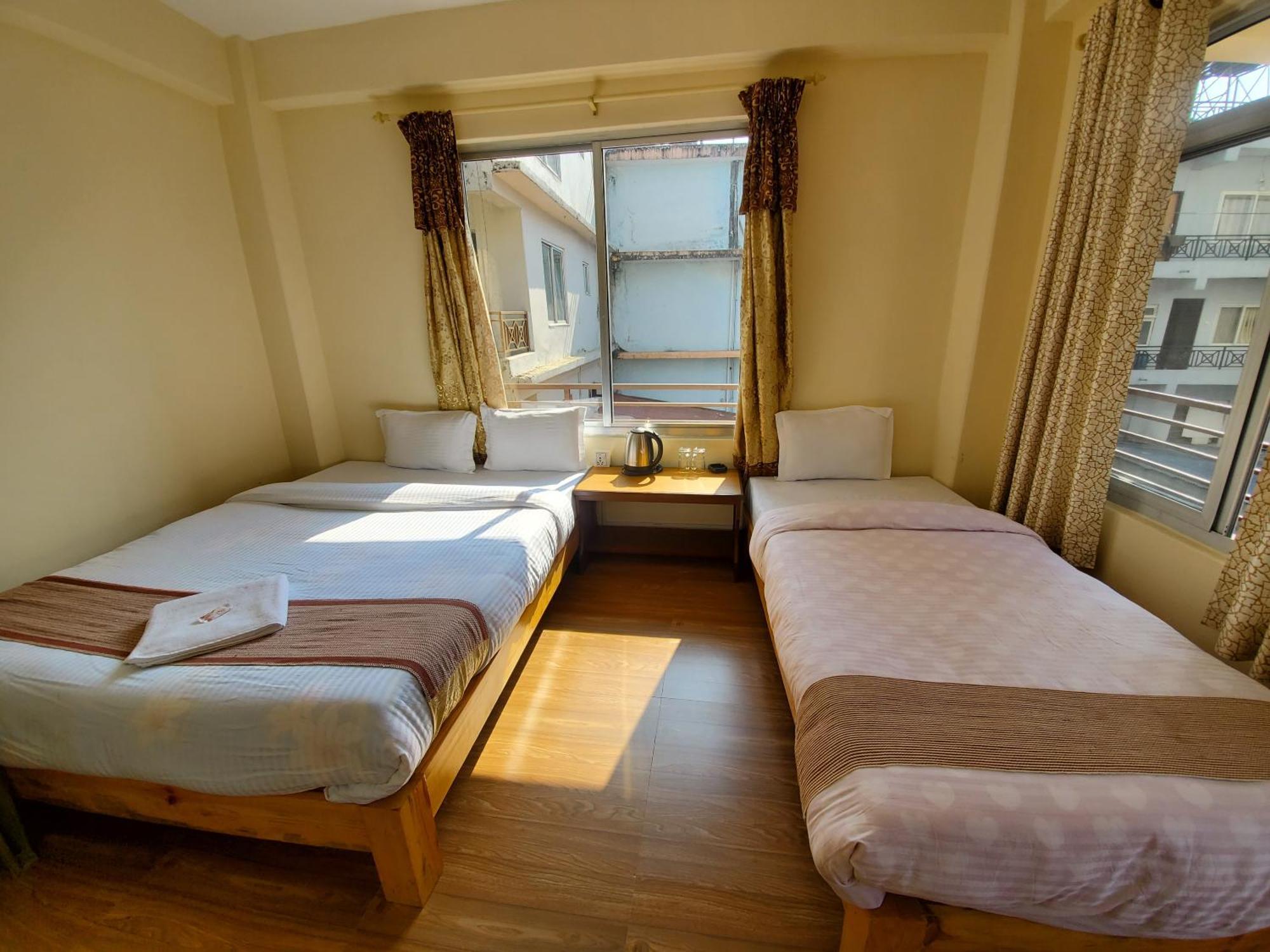 Santoshi Guest House, Pokhara Cameră foto