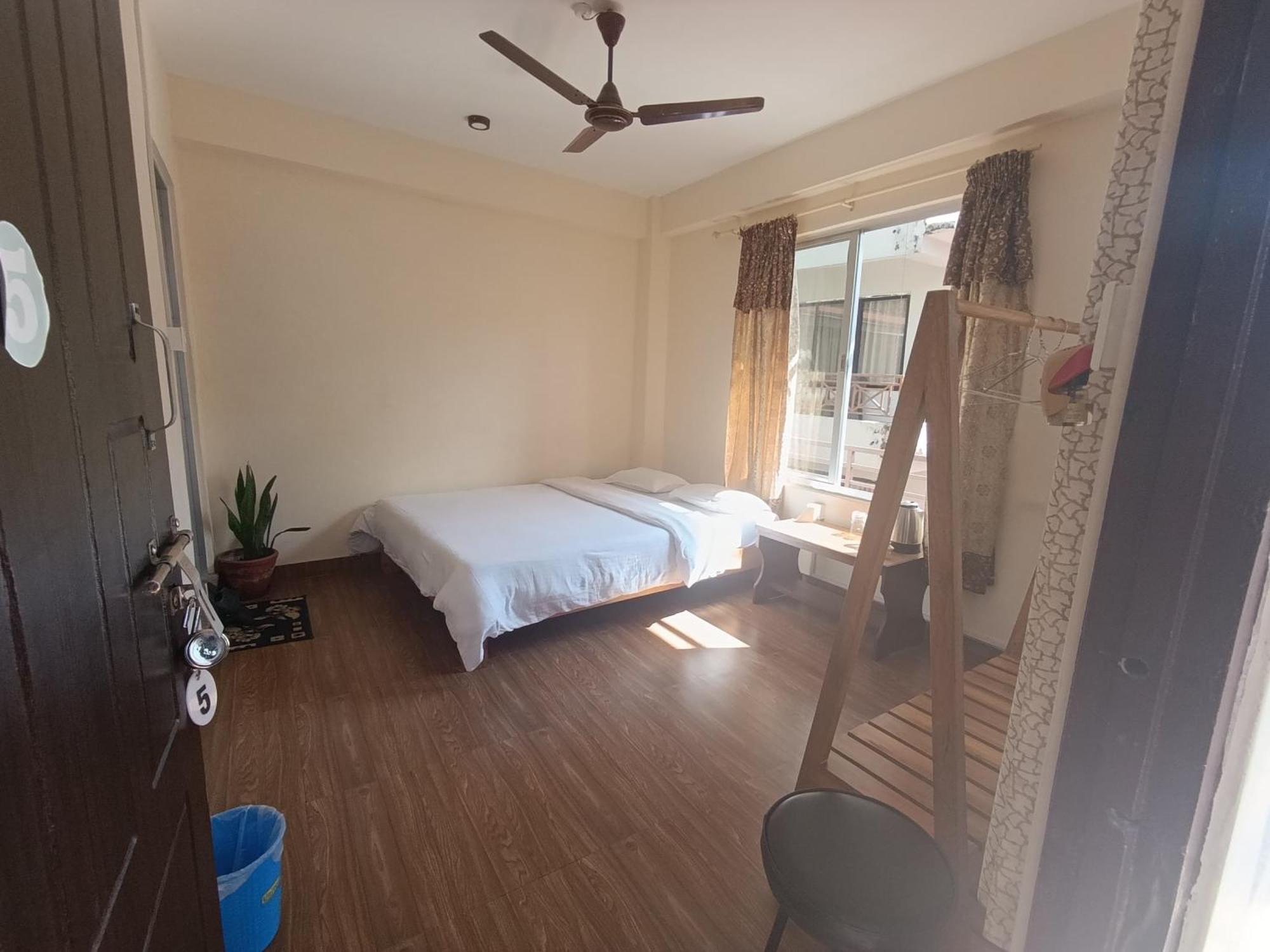 Santoshi Guest House, Pokhara Cameră foto